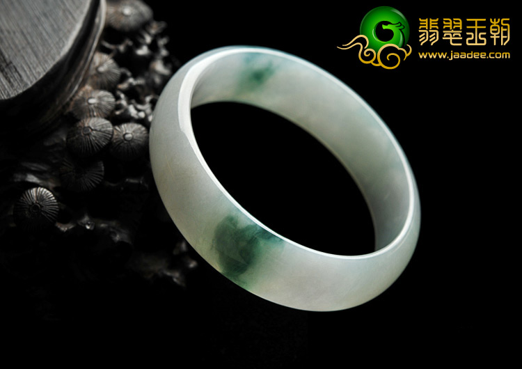糯冰种飘花缅甸翡翠A货手镯（57mm）