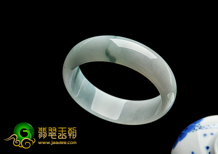 糯冰种飘花缅甸翡翠A货手镯（58.4mm）