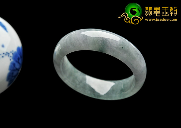 糯冰种飘花翡翠A货手镯（53.9mm）