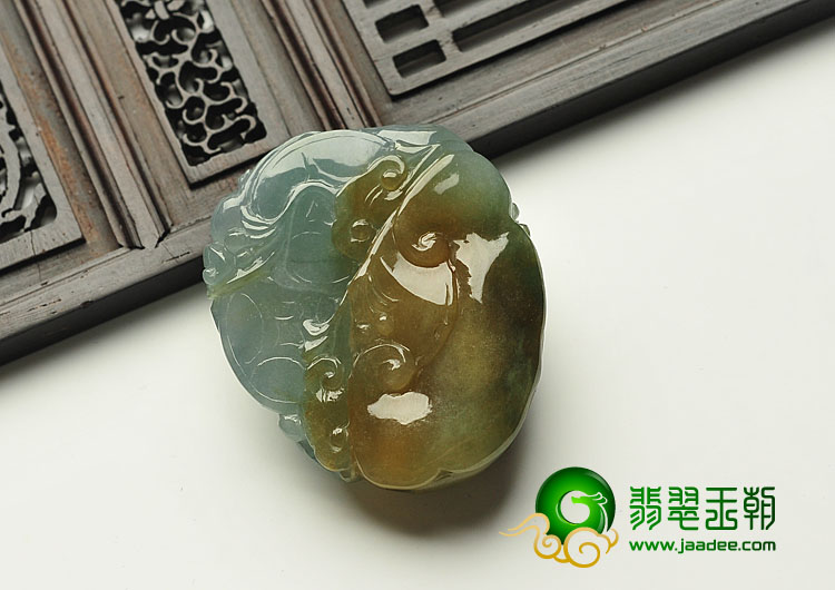 糯冰种晴水黄翡缅甸翡翠A货螭龙挂件