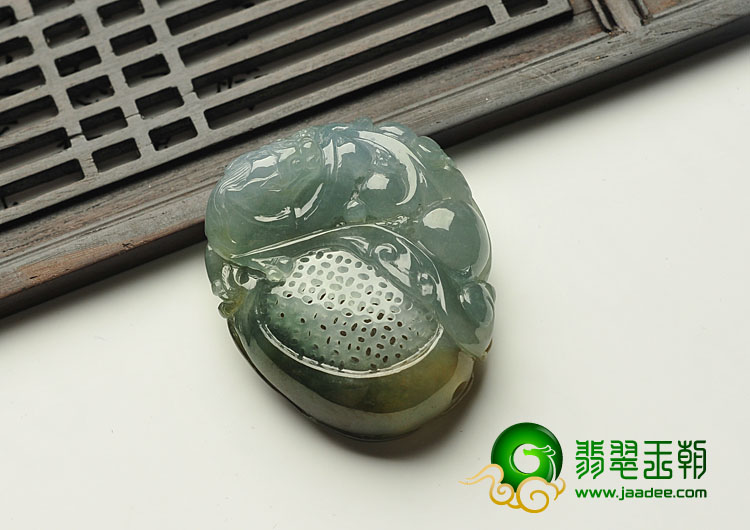 糯冰种晴水黄翡缅甸翡翠A货螭龙挂件