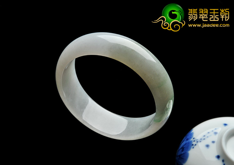 糯冰种飘花缅甸翡翠A货手镯（58.4mm）