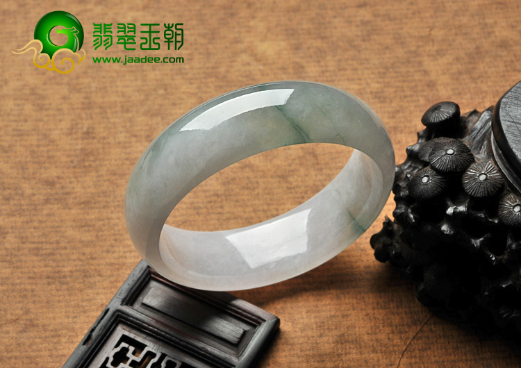 糯冰种淡紫罗兰飘花缅甸翡翠A货手镯（57.3mm）