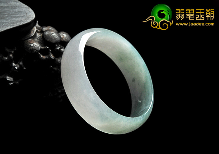 糯冰种飘花缅甸翡翠A货手镯（55.5mm）