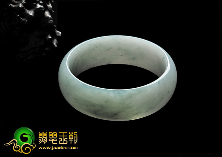 糯冰种飘花缅甸翡翠A货手镯（55.5mm）
