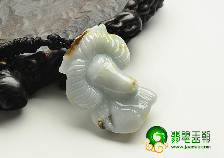 糯冰种晴水缅甸翡翠A货喜羊羊挂件