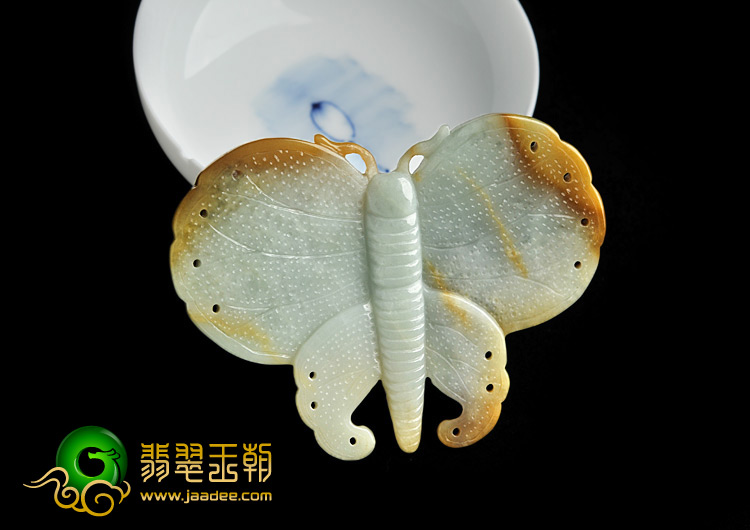 细糯种黄翡缅甸翡翠A货蝴蝶挂件