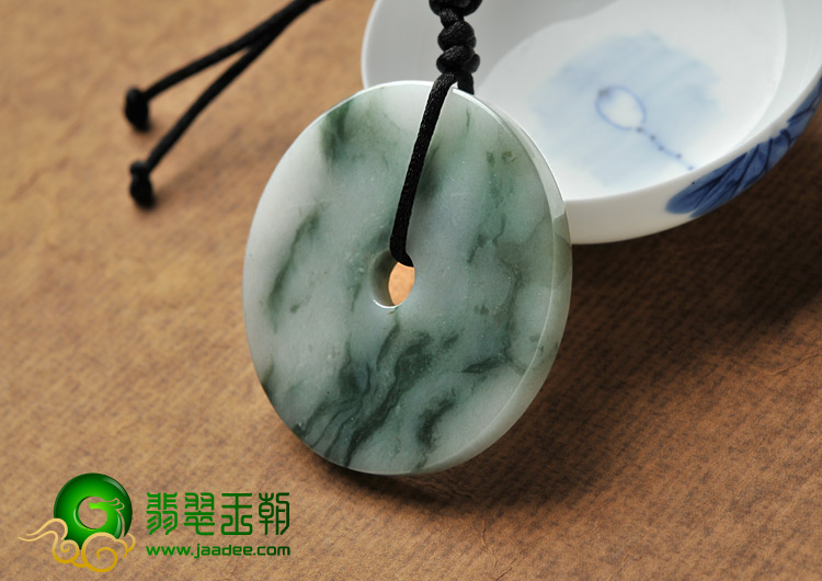 糯冰种飘花缅甸翡翠A货平安扣挂件