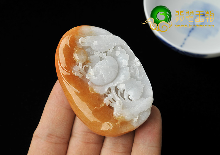 糯冰种黄翡缅甸翡翠A货两厢情愿挂件
