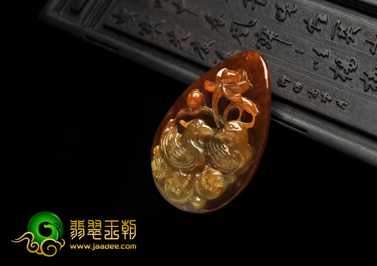 糯冰种红翡缅甸翡翠A货鸳鸯戏水挂件