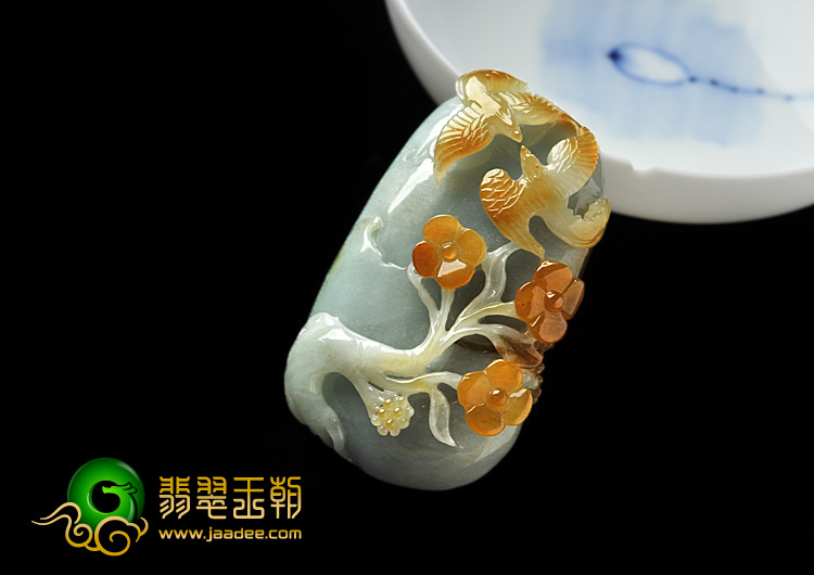 糯冰种黄翡缅甸翡翠A货喜上眉梢挂件