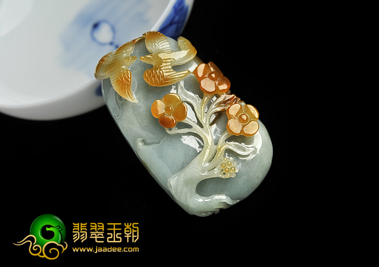 糯冰种黄翡缅甸翡翠A货喜上眉梢挂件