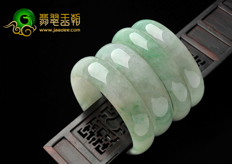 糯冰种飘花缅甸翡翠A货手镯（单价）