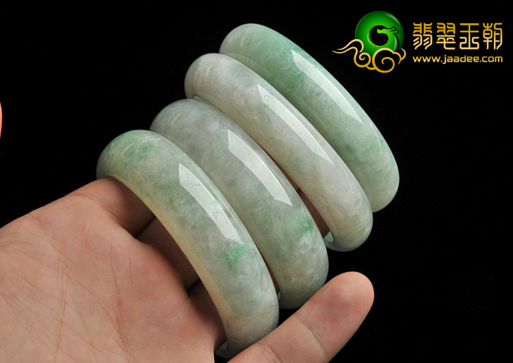 糯冰种飘花缅甸翡翠A货手镯（单价）