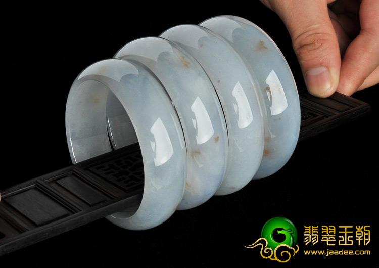 糯冰种晴水缅甸翡翠A货手镯（单价）