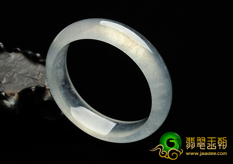 玻璃种缅甸翡翠A货手镯（57.4mm）