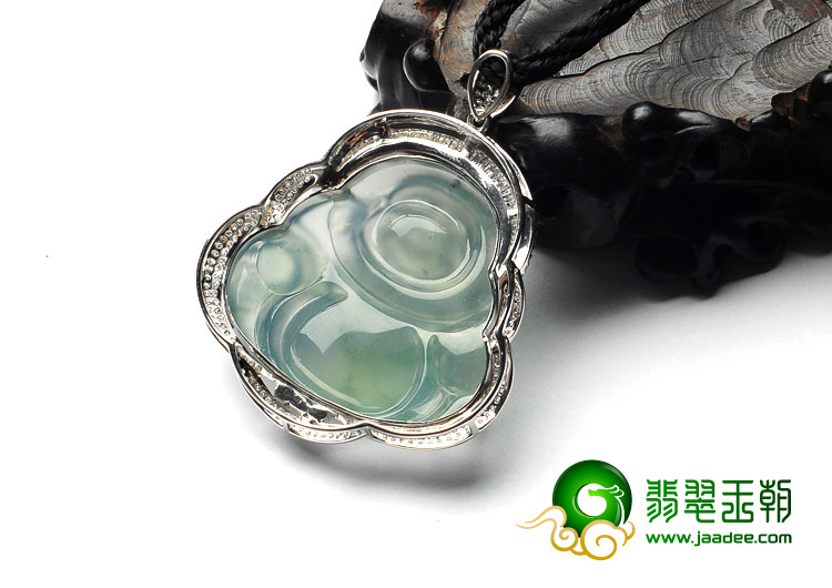 冰玻种晴水缅甸翡翠A货镶白金玉佛胸坠（真钻）