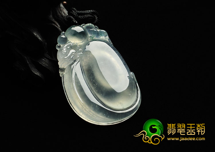 玻璃种飘花缅甸翡翠A货龙行如意挂件