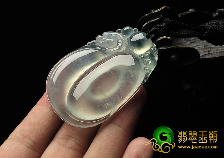玻璃种飘花缅甸翡翠A货龙行如意挂件