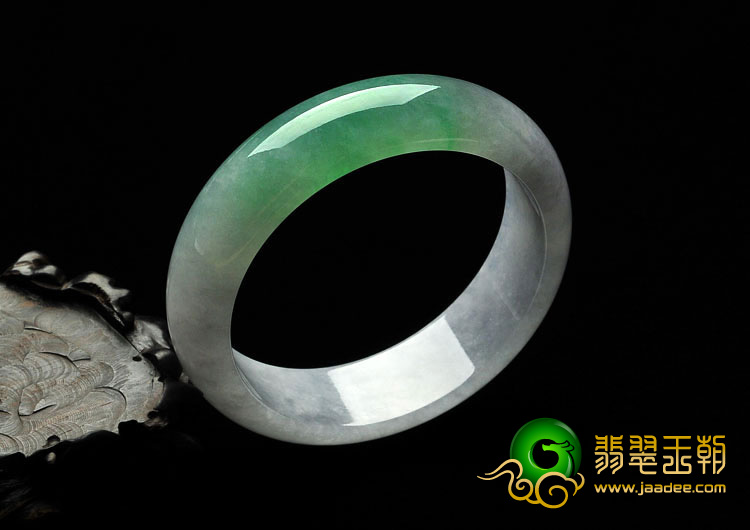 糯冰种春带彩缅甸翡翠A货手镯（59.4mm）