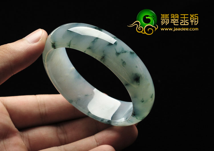 冰种飘花缅甸翡翠A货宽条手镯（57.8mm）