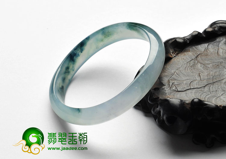 冰种紫罗兰飘花缅甸翡翠A货贵妃镯（55.5-49.2mm）