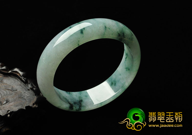 糯冰种飘花缅甸翡翠A货手镯（58.8mm）
