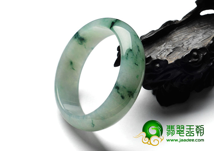 糯冰种飘花缅甸翡翠A货手镯（59.9mm）