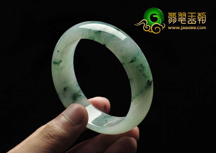 糯冰种飘花缅甸翡翠A货手镯（59.3mm）