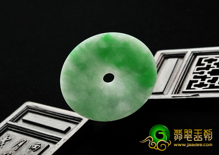 糯冰种翠色缅甸翡翠A货平安扣挂件