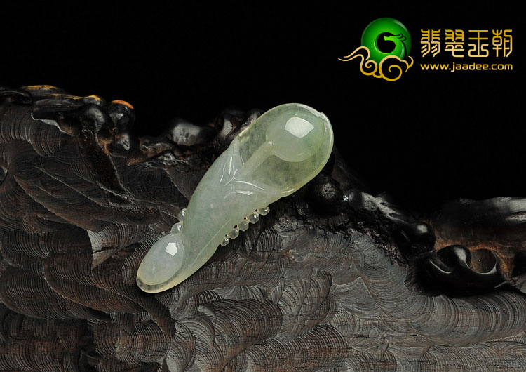 冰种黄翡缅甸翡翠A货玉兰花挂件