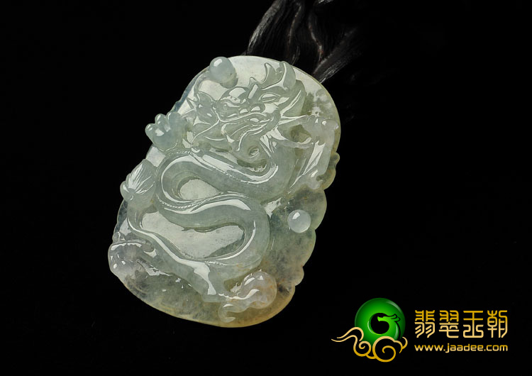 冰种淡晴水缅甸翡翠A货龙牌挂件