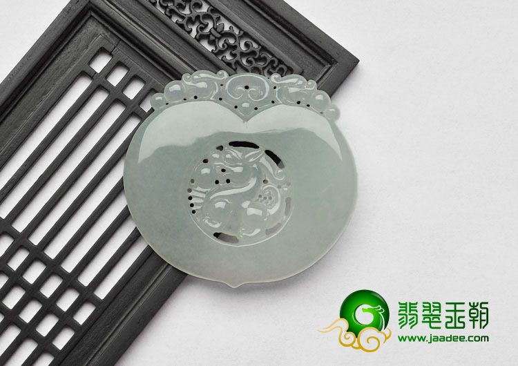 冰种缅甸翡翠A货双龙如意挂件