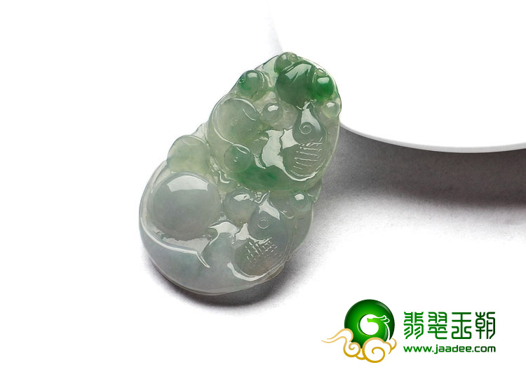 冰种飘花缅甸翡翠A货年年有余挂件