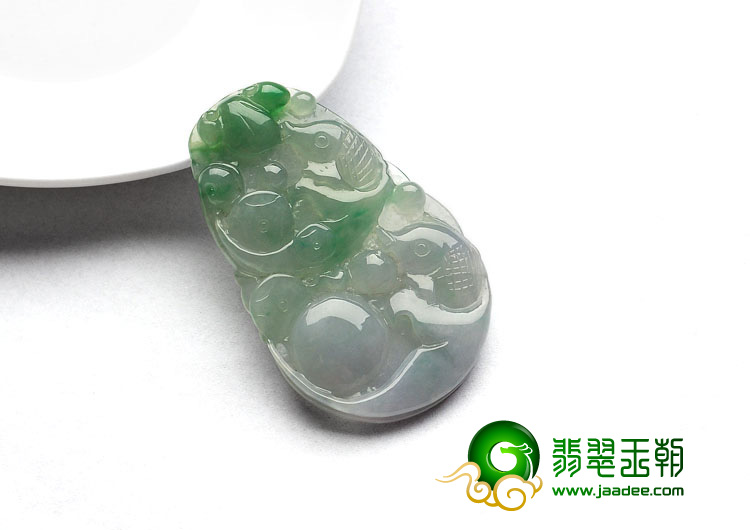 冰种飘花缅甸翡翠A货年年有余挂件