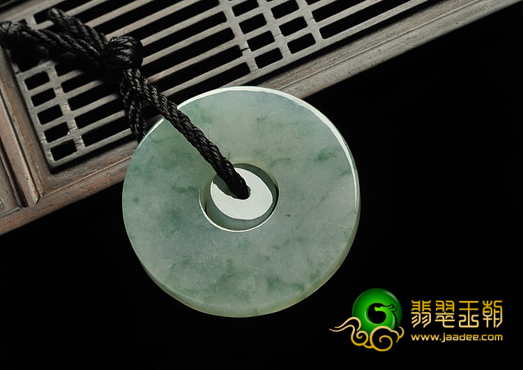 糯冰种飘花缅甸翡翠A货平安扣挂件