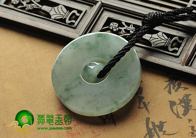 糯冰种飘花缅甸翡翠A货平安扣挂件