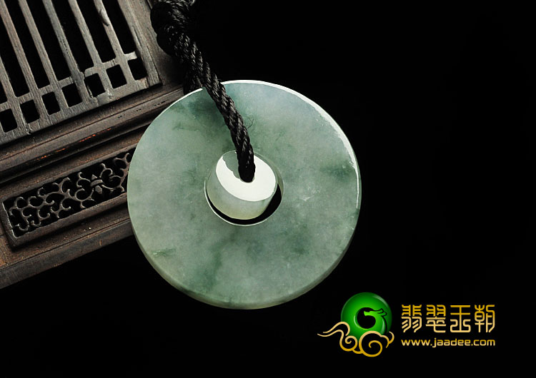 糯冰种飘花缅甸翡翠A货平安扣挂件