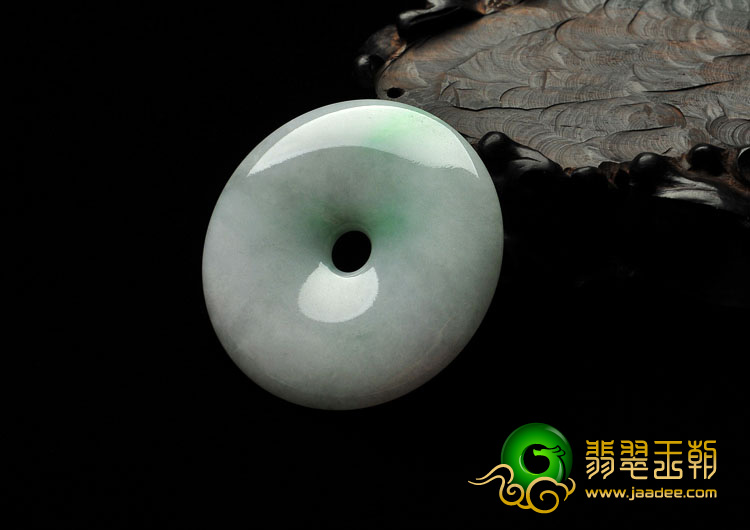 细糯种飘翠缅甸翡翠A货平安扣挂件