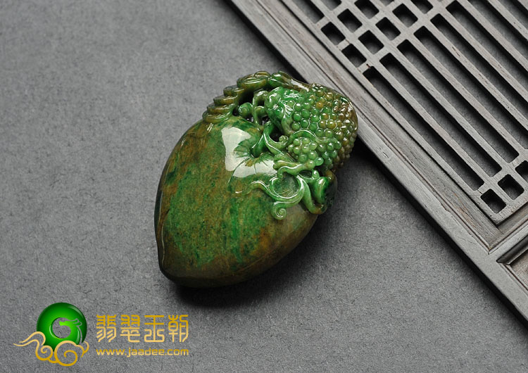 细糯种褐加绿缅甸翡翠A货福寿连绵挂件