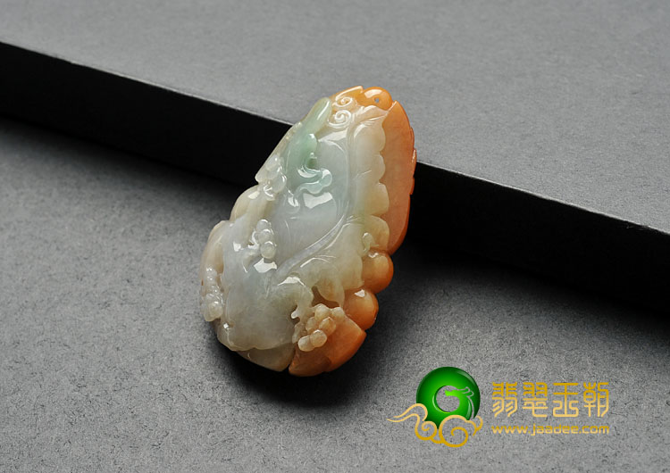 细糯种红翡缅甸翡翠A货大展鸿图挂件