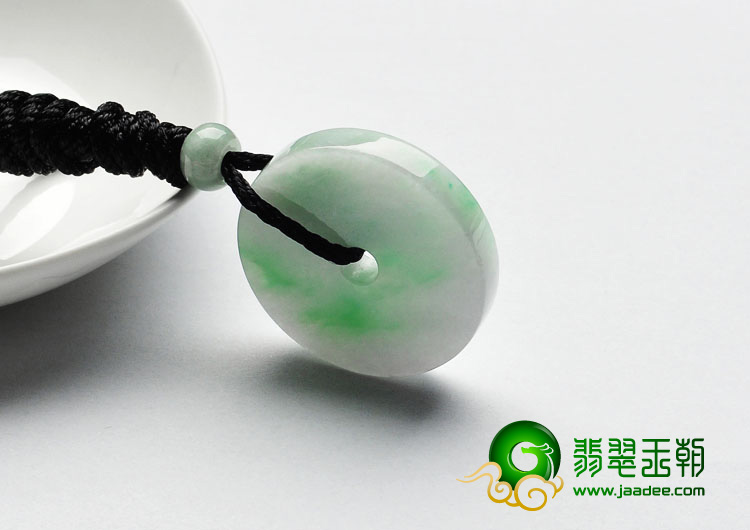 糯冰种飘翠缅甸翡翠A货平安扣挂件