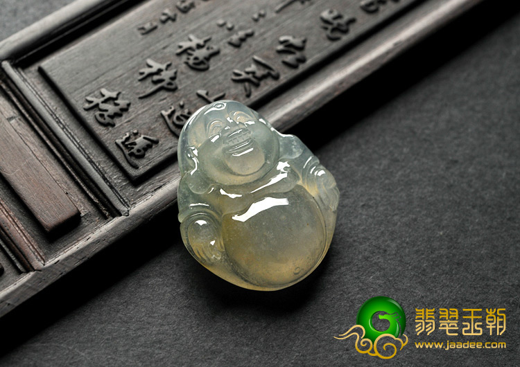 (超值推荐)冰种黄翡缅甸翡翠A货玉佛挂件