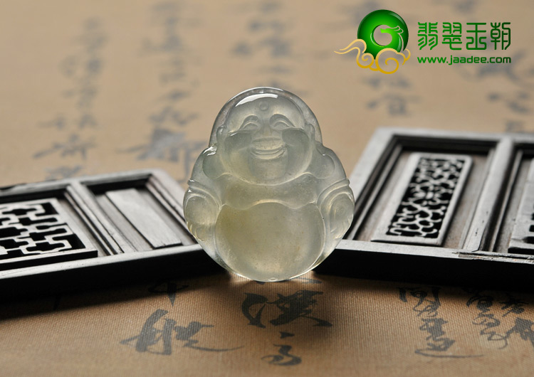(超值推荐)冰种黄翡缅甸翡翠A货玉佛挂件
