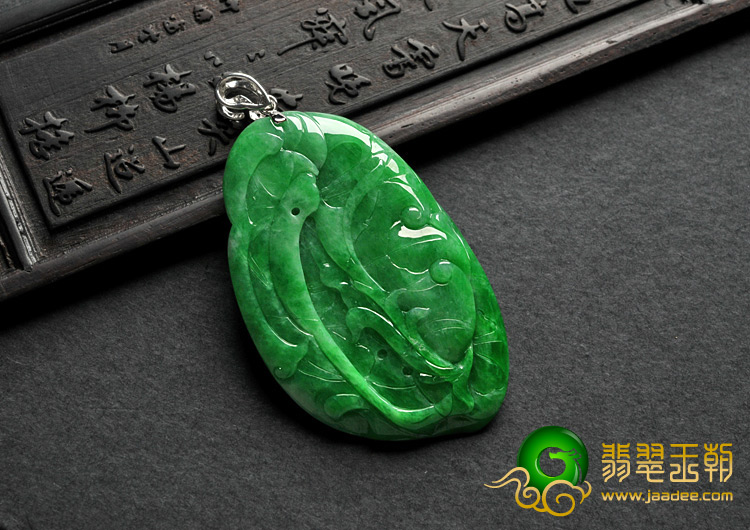糯冰种正阳绿缅甸翡翠A货英明神武挂件