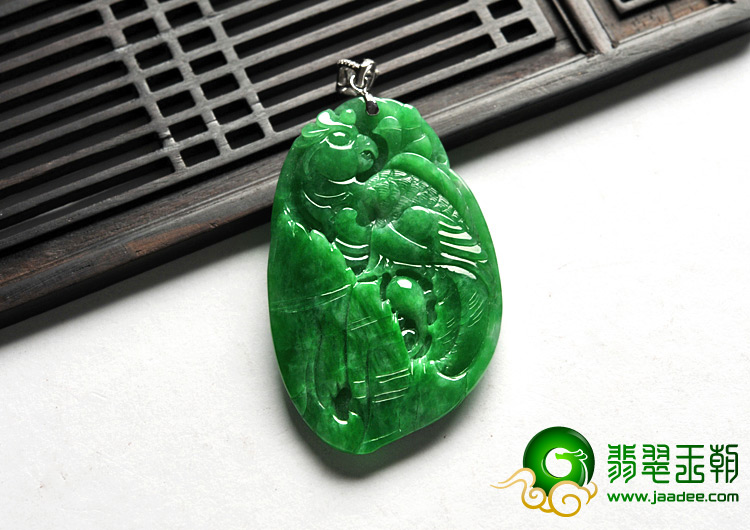 糯冰种正阳绿缅甸翡翠A货英明神武挂件