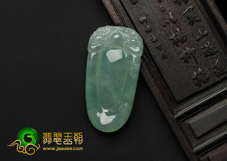 冰种晴水缅甸翡翠A货双龙如意挂件