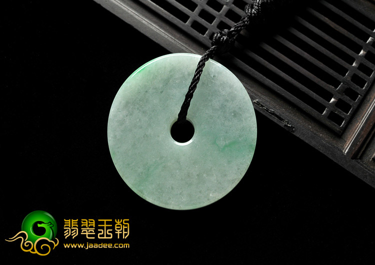 糯冰种豆色缅甸翡翠A货平安扣挂件