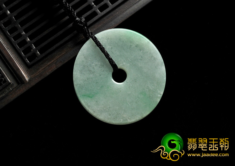 糯冰种豆色缅甸翡翠A货平安扣挂件