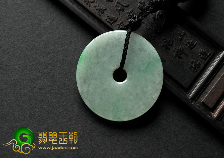 糯冰种豆色缅甸翡翠A货平安扣挂件